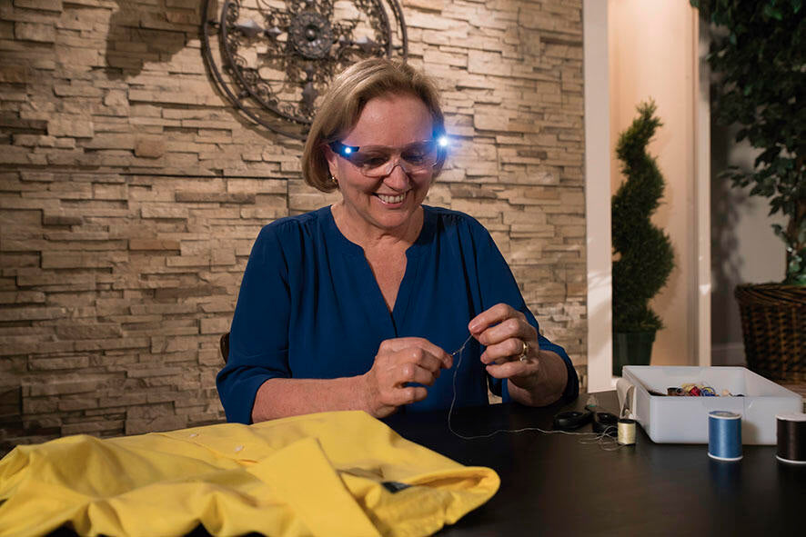 Gafas de aumento con luz LED